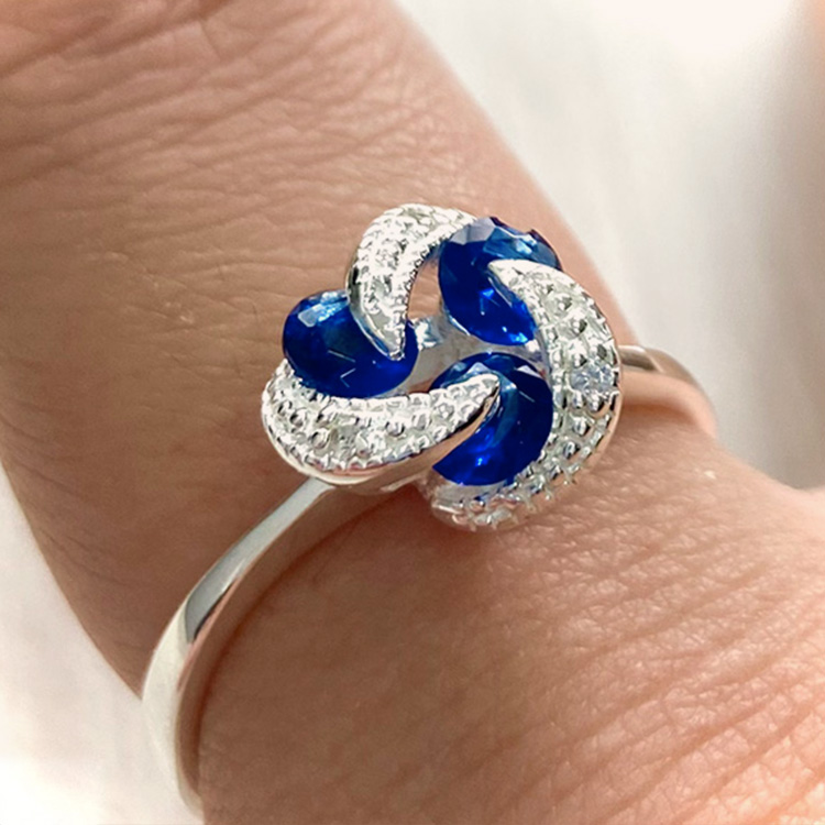 Anillos